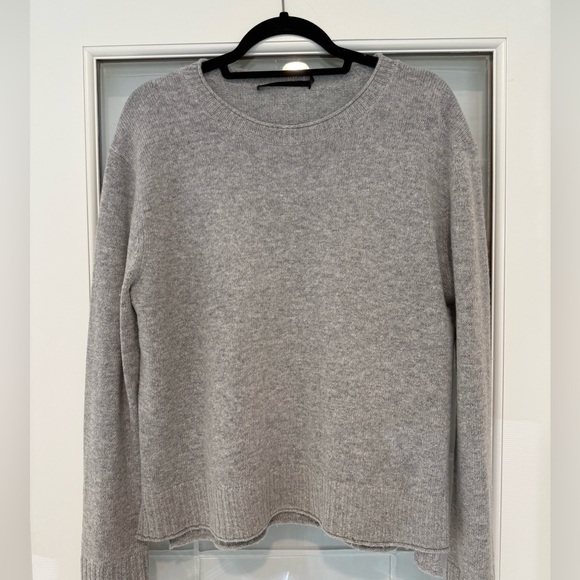 Jenni Kayne Everyday sweater (gray, size medium) - Picture 3 of 5